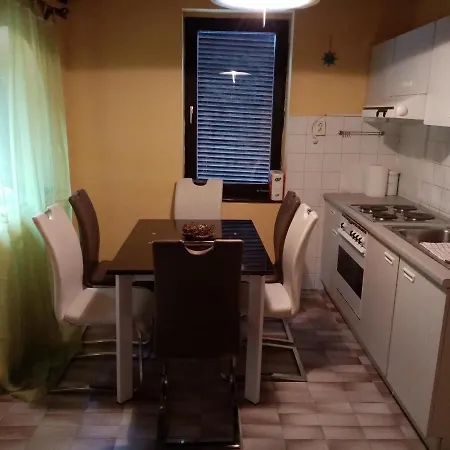 Tulman Apartment Balatonbereny