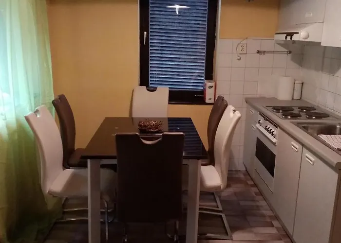 Tulman Apartamento Balatonberény